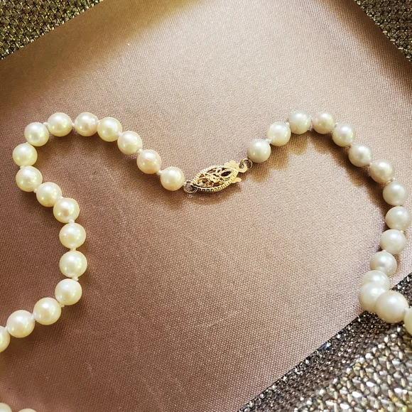 Ben Bridge Pearl 14k Gold Necklace - Picture 5 of 13